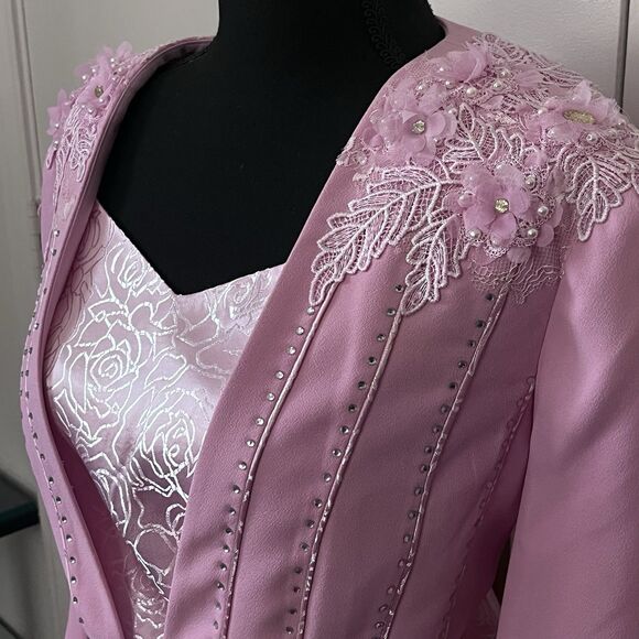 Elite Champagne 3-Piece Rhinestone Embellished Special Occasion Suit Size 14 - Picture 2 of 4